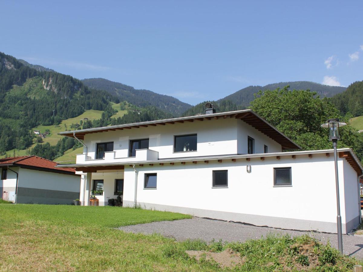 Quiet Holiday Flat Near The Mayrhofen Ski Area Schwendau Exterior photo