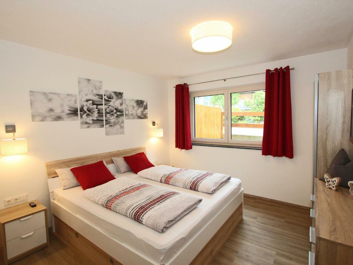 Quiet Holiday Flat Near The Mayrhofen Ski Area Schwendau Exterior photo